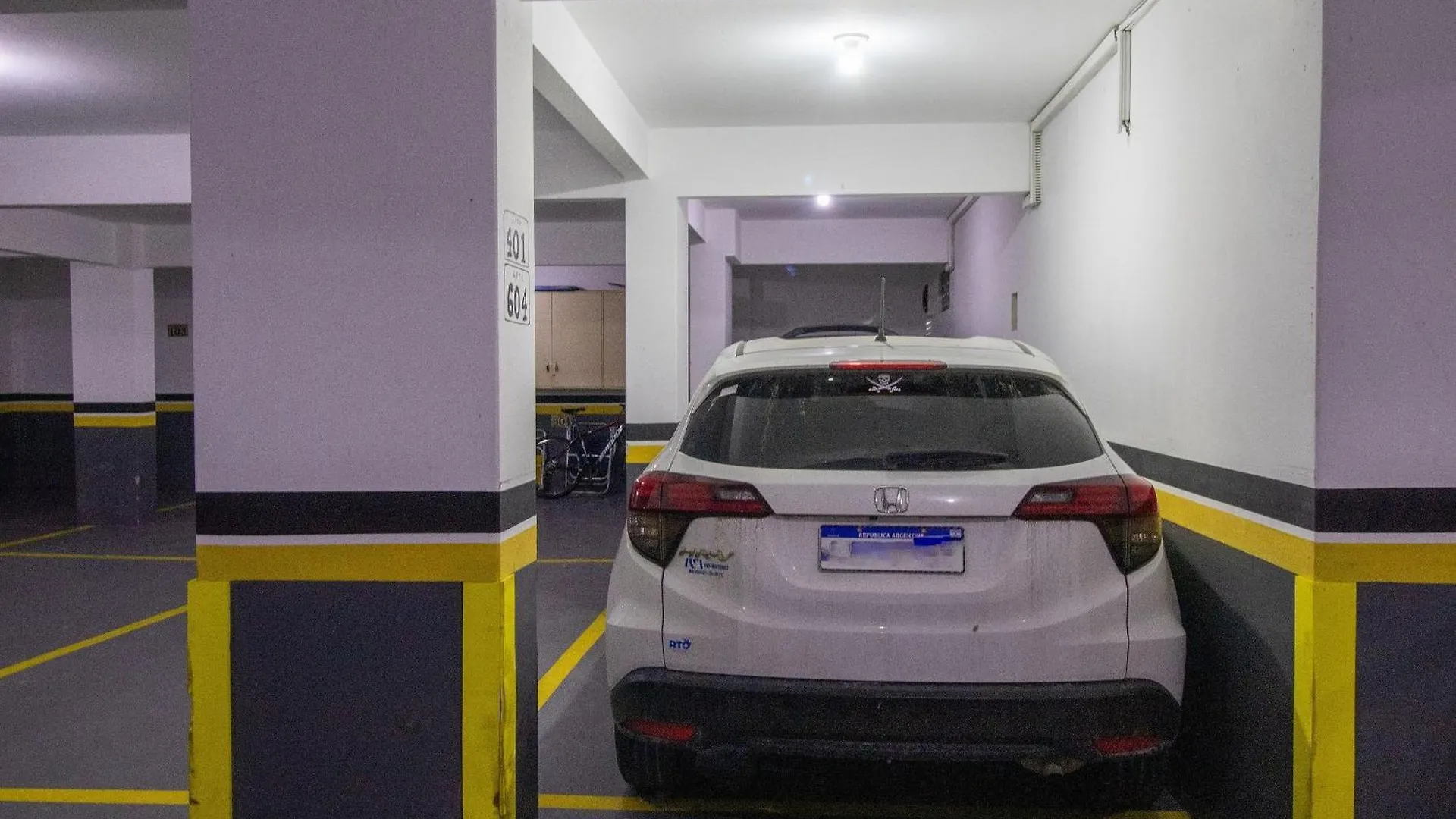 Scr64 - 2 Dorm Climatizados, Confortavel, Tv Smart Balneário Camboriú
