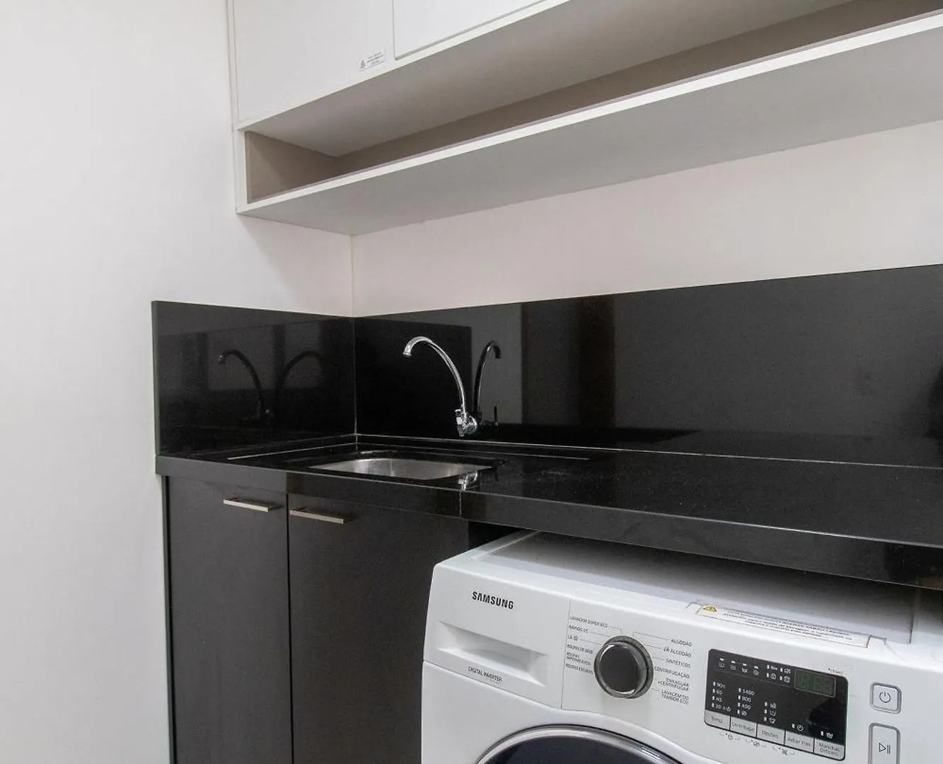 Scr64 - 2 Dorm Climatizados, Confortavel, Tv Smart Balneario Camboriu